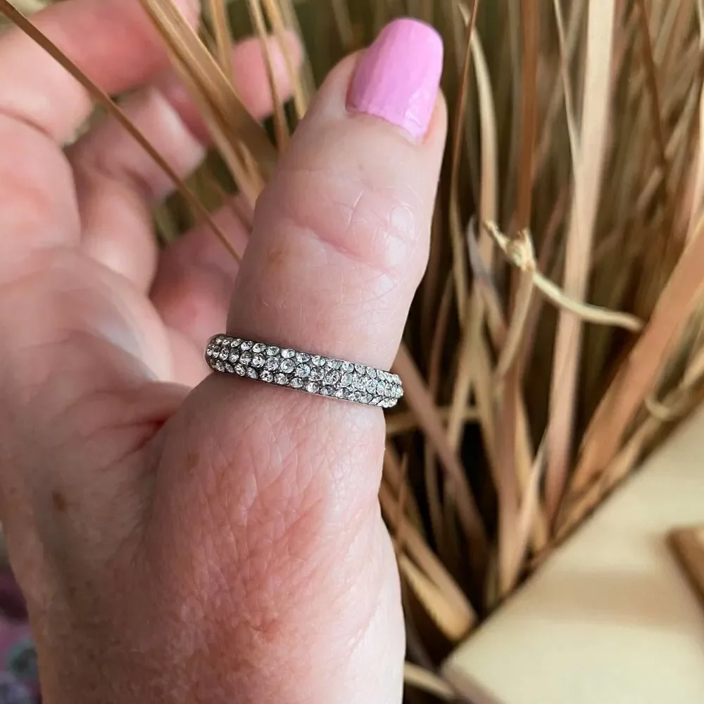 High polished Stainless Steel Ring with Top Grade Crystal in Clear